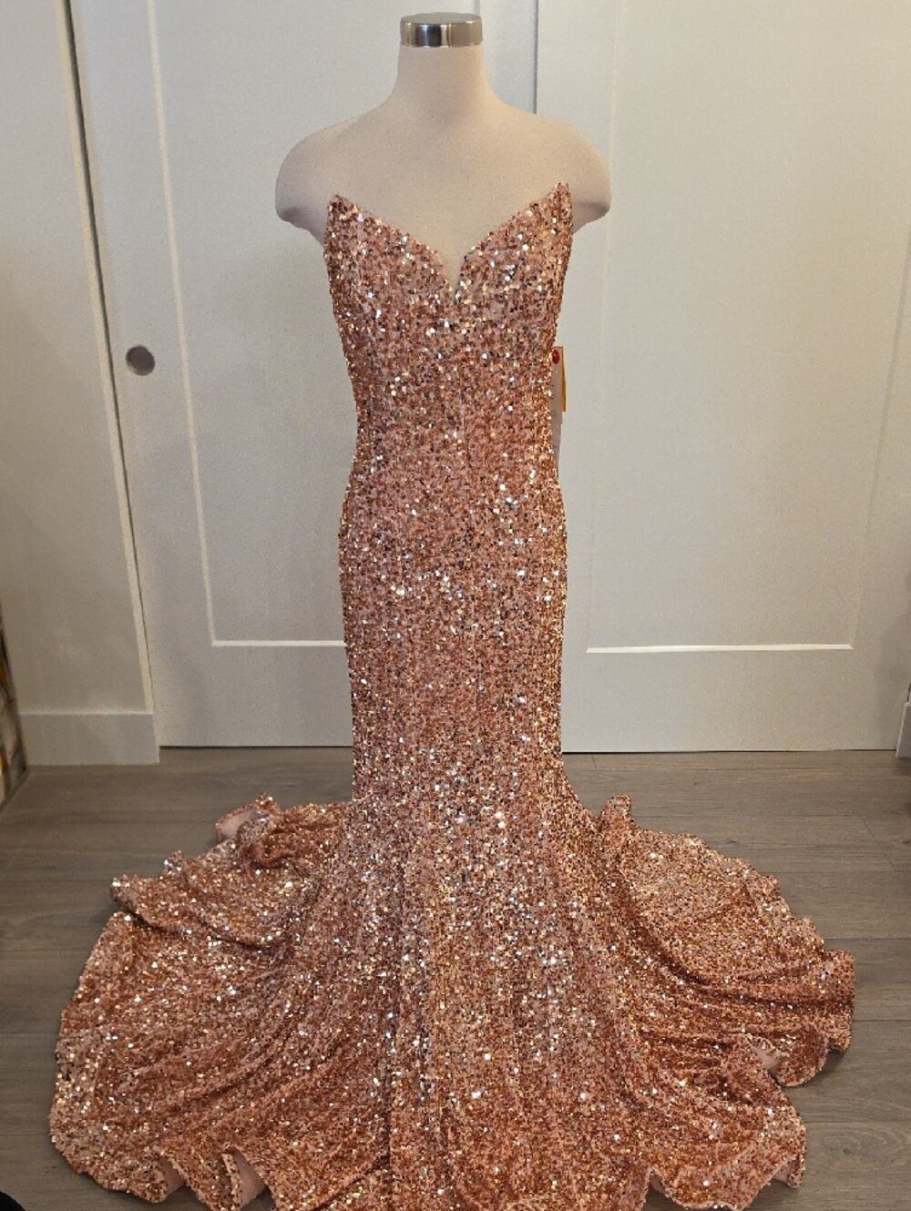 Portia and Scarlett Rose Gold Sequin Strapless Mermaid Gown size 12 New with tag - Picture 4 of 14